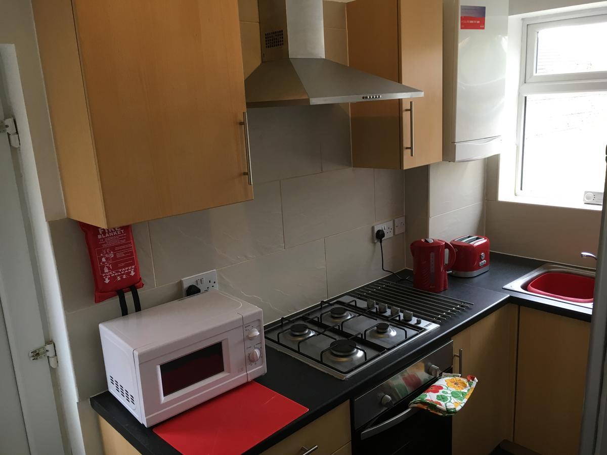 Manor Bungalow Walsall Zewnętrze zdjęcie